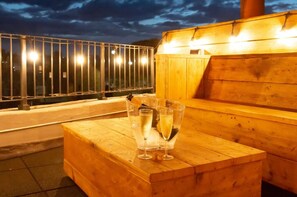 3 bedrooms, desk - Harbourside Roof Terrace sea Views By Adliv (Ramsgate)
