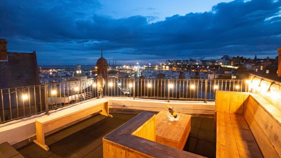 Harbourside Roof Terrace sea Views By Adliv