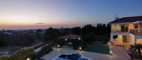 Biệt thự | 4 phòng ngủ