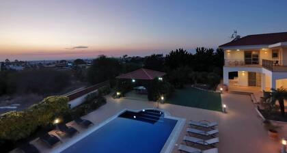 Orchard Blossom Private Villa With Pool