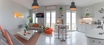 Seaview Apt Turner Contemporary Margate By Adliv