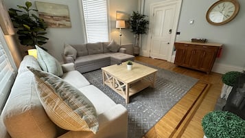 5 bedrooms
