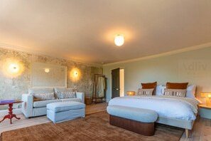 Apartment - Georgian Luxury Margate Tnhouse Sleeps 11 by Adliv (Margate)