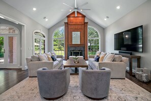 บ้านพัก | 6 ห้องนอน