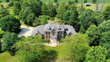 Rumah | 6 kamar tidur