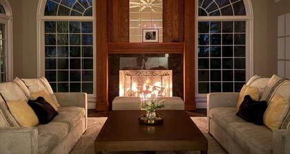 Private Riverbank 27-acre Estate 1 hr From Chicago