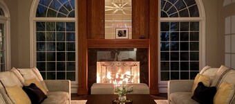 Private Riverbank 27-acre Estate 1 hr From Chicago