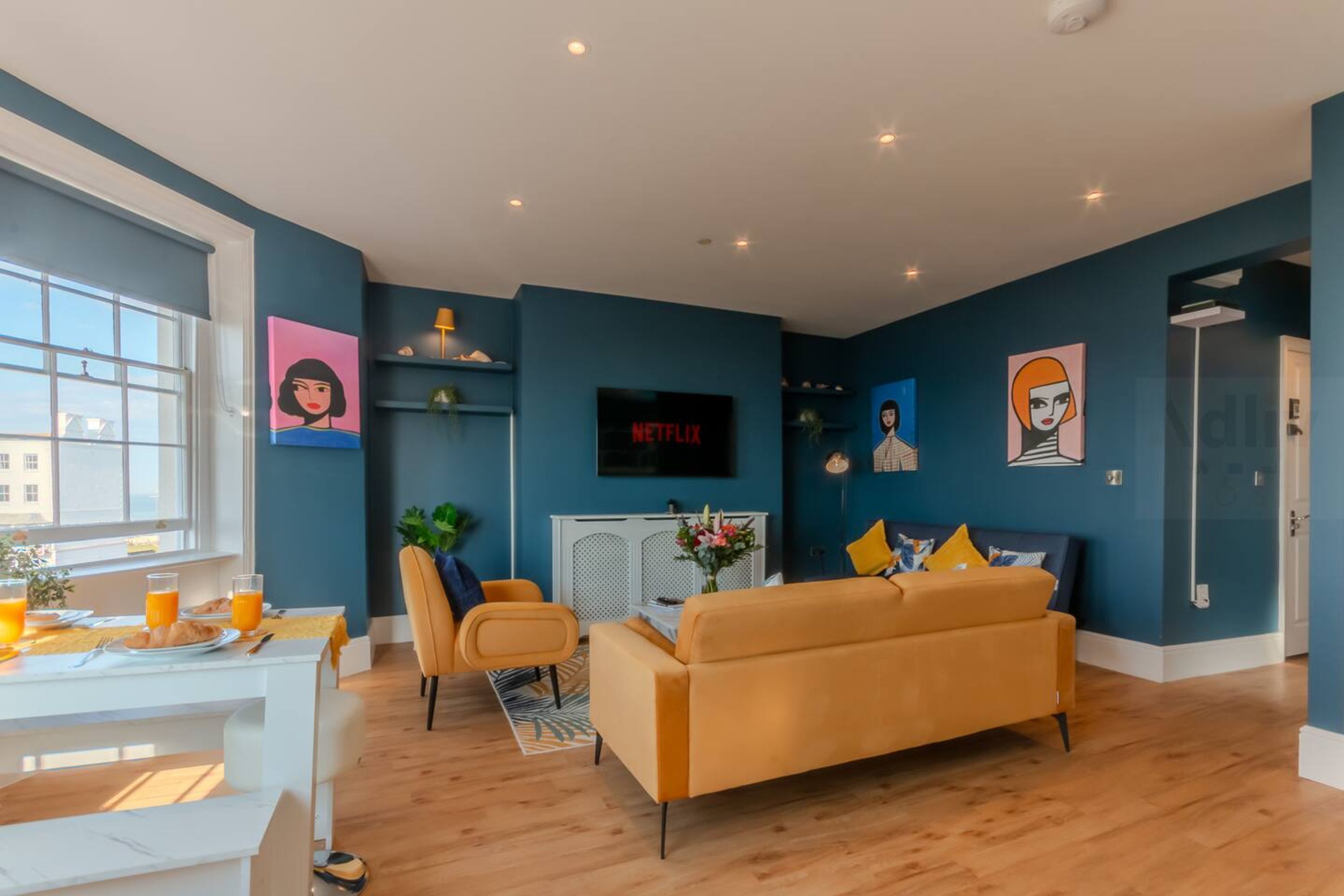 Huis | 2 slaapkamers, een bureau