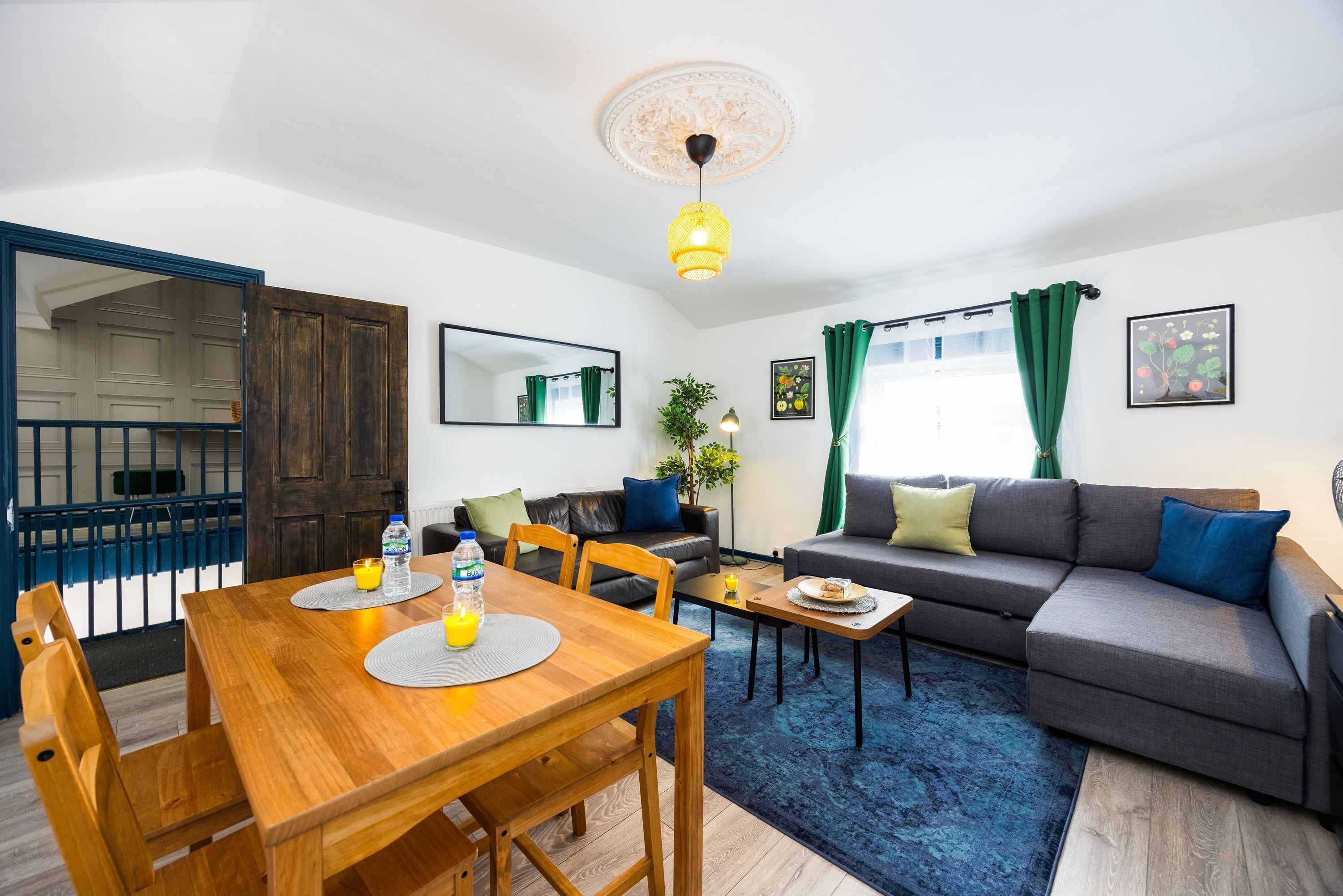 Hus | 2 soverom og skrivebord