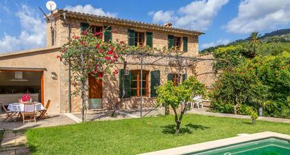 Beautiful Mallorcan Villa With Pool in Soller