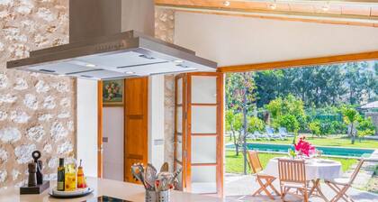 Beautiful Mallorcan Villa With Pool in Soller