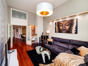 Apartment | 5 bedrooms - Victoria City Center 2 Downtown Luxury Duplex (Barcelona)