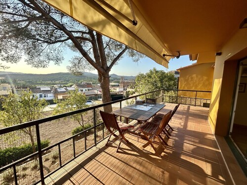 Casa amb Piscina i Jard a Palam s per 6 Persones