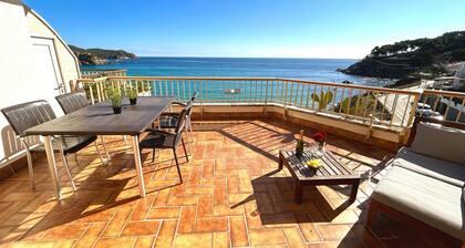 Charming Apartment in La Fosca Beach