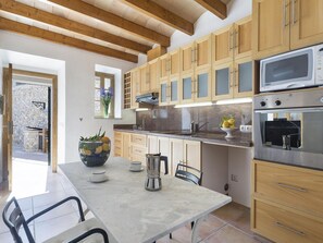 Villa | 6 bedrooms - Majestic Holiday Estate Sleep 12 Pers in Calvia (Calvia)