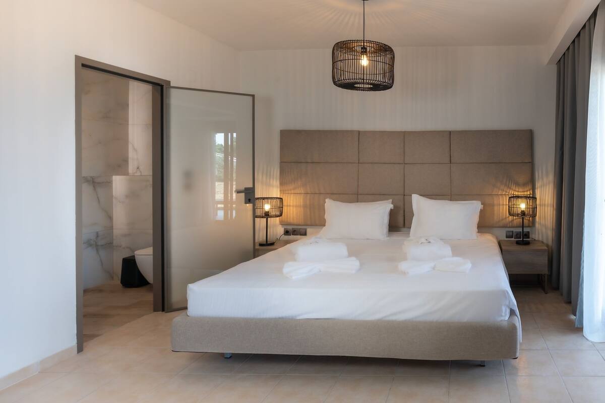 Villa, Smoking | 15 bedrooms