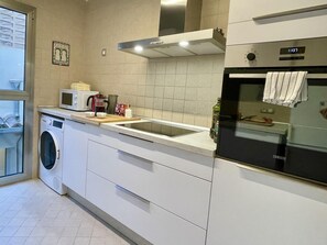 Apartment | 2 bedrooms - Two Bedroom Apartment With 5 Balconies (Palma de Mallorca)