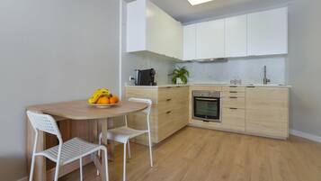House, Smoking | 2 bedrooms, Internet
