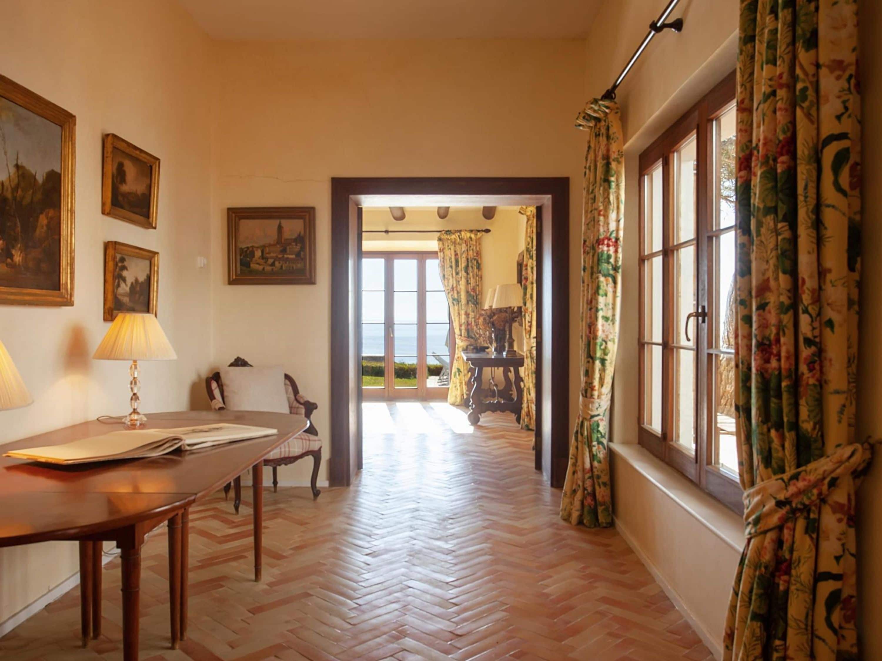 5 bedrooms, Internet