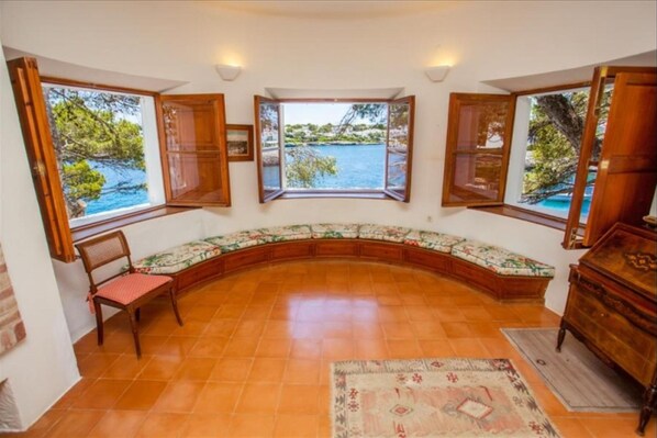 Unclassified image, 1 of 25, button - Villa CAN Pirata Seafront Villa FOR 10 People (Santanyi)