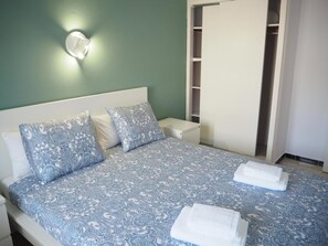 House | 2 bilik tidur 