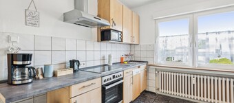 Good location, ideal for fitters, trade fair guests, 3 bedrooms, SmartTV