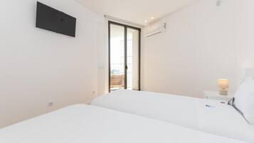 2 bedrooms