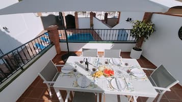 3 bedrooms