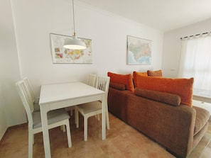 Ferienhaus | 2 Schlafzimmer, Internetzugang