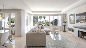 Unclassified image, 2 of 25, button - Alcores del Golf Oustanding Luxury Penthouse (Marbella)