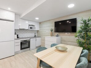 House | 2 bedrooms - Apartamento en Playa con Piscina Aacc (Castelldefels)