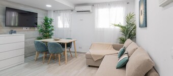 Apartamento en Playa con Piscina Aacc