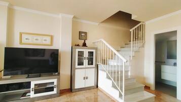 House | 2 bedrooms, Internet