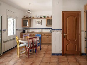 Villa | 5 bedrooms - Elis House Piscina Privada Villa Mediterr nea (Castelldefels)