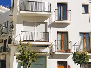 อพาร์ทเมนท์ | 1 ห้องนอน