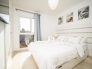 فيلا | 5 عدّة غرف نوم