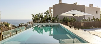 Villa Nirvana