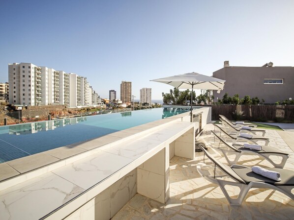 فيلا | 5 عدّة غرف نوم