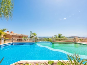 3 bedrooms - Los Belvederes a Spacious and Luxury Apartment (Marbella)