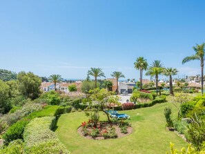 Apartment | 3 bedrooms - Los Pinos 3 Bedroom Apartment in Los Arqueros (Benahavis)