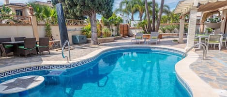 Villa | 5 dormitorios