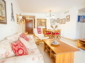 House | 2 bedrooms