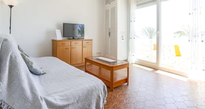 Apartamento Acogedor en Primera Linea Liliane
