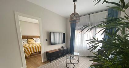 Cornelia Suites 01 in Santander