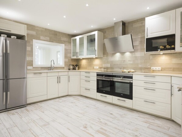 شقة | 5 عدّة غرف نوم