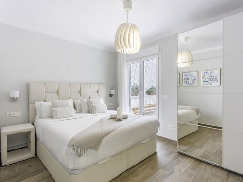 Sitges Centre Mediterranean House 5 Bedroom