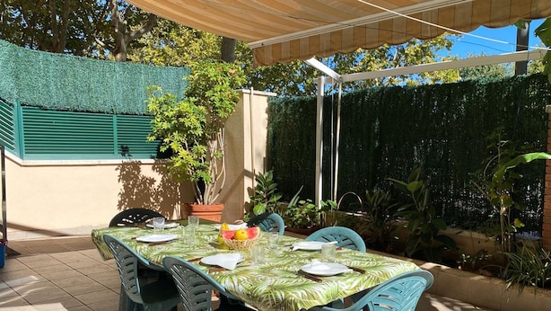 Unclassified image, 1 of 22, button - Bajos con Terraza Privada y Zona Comunitaria (Calafell)