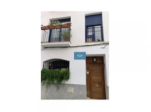 3 bedrooms