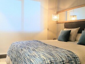 2 bedrooms