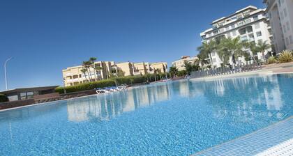 Jessica s Hideaway Amarilla Golf Bliss